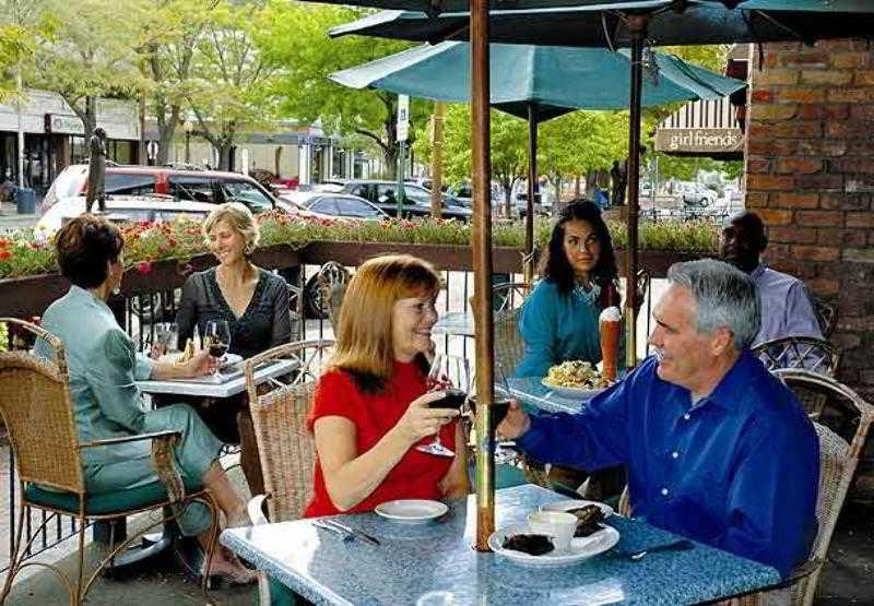 Springhill Suites By Marriott Grand Junction Downtown/Historic Main Street Restoran gambar